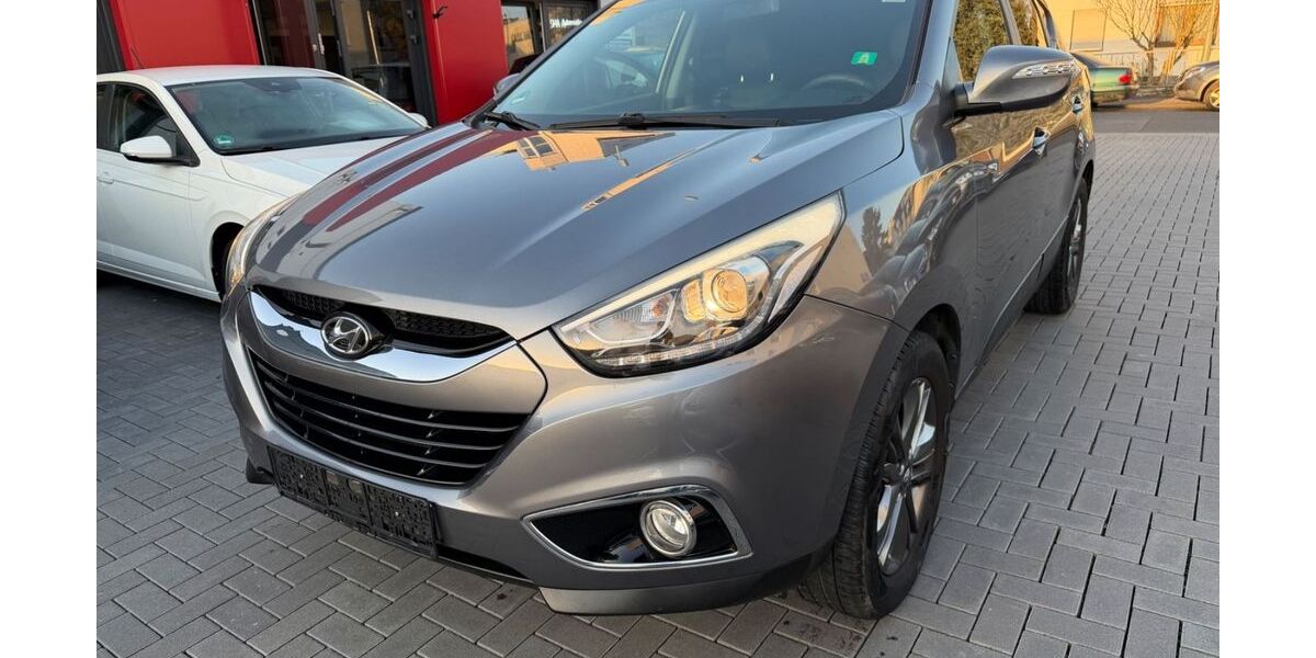 Hyundai ix35 118.862 km 9.290 &euro; FRANKFURT AM MAIN 60488
