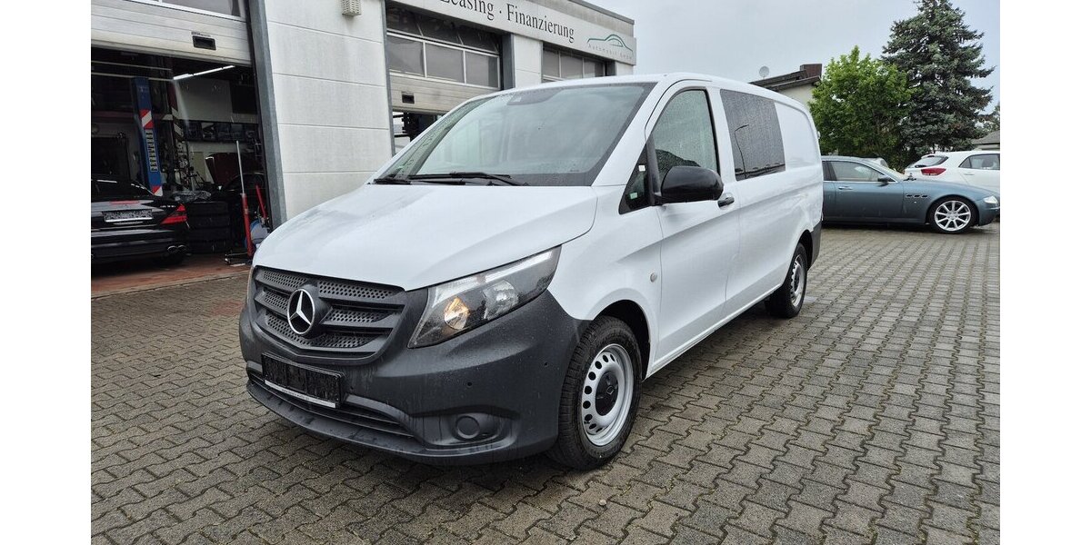 Mercedes-Benz A 180 Progressive Automatik, Rückfahrkamera, LED S 46.111 km 22.890 &euro; Rodgau 63110