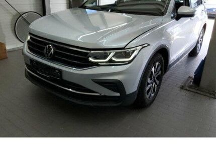 VW Tiguan 82.513 km 26.550 &euro; Frankfurt 60326