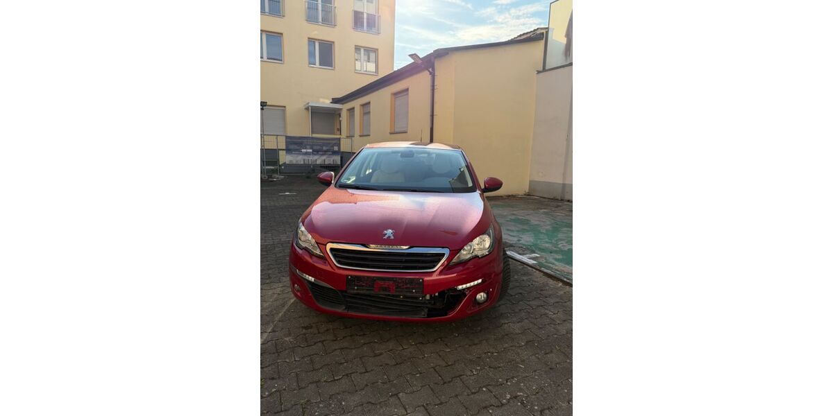 Peugeot 308 106.259 km 3.890 &euro; Offenbach 63071