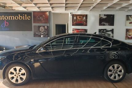 Opel Insignia 111.700 km 7.499 &euro; Rodgau 63110