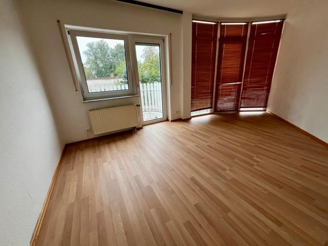 Etagenwohnung Langenselbold - 3 Zimmer, 95 m&sup2;, 1.100&euro; | Angebot:27600401