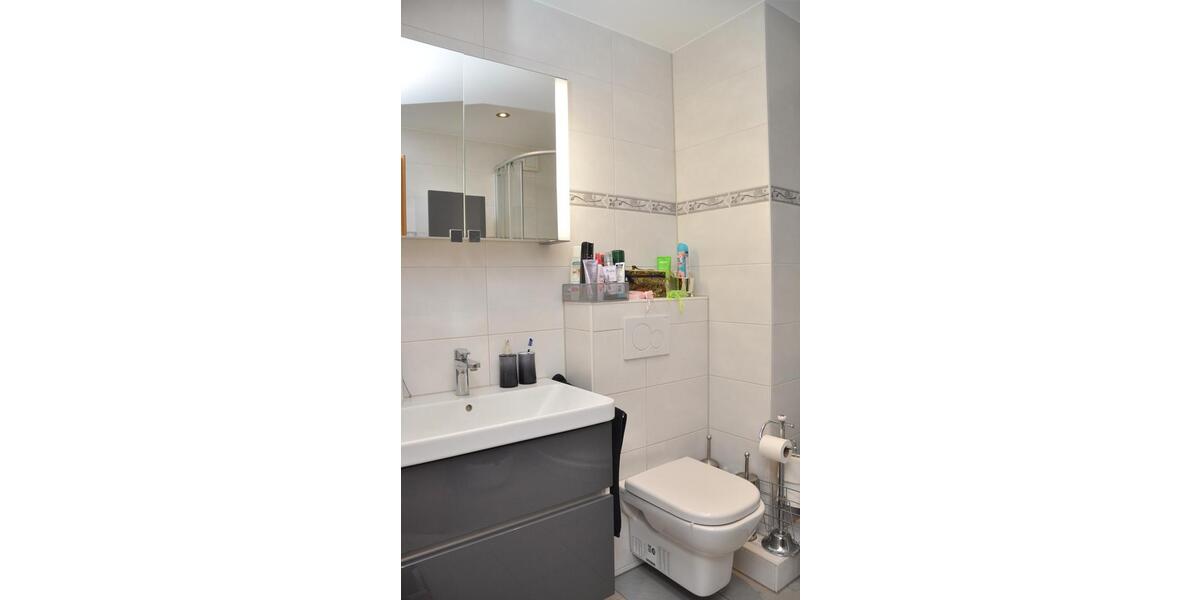 Etagenwohnung Obertshausen - 3 Zimmer, 91 m&sup2;, 1.150&euro; | Angebot:25991172