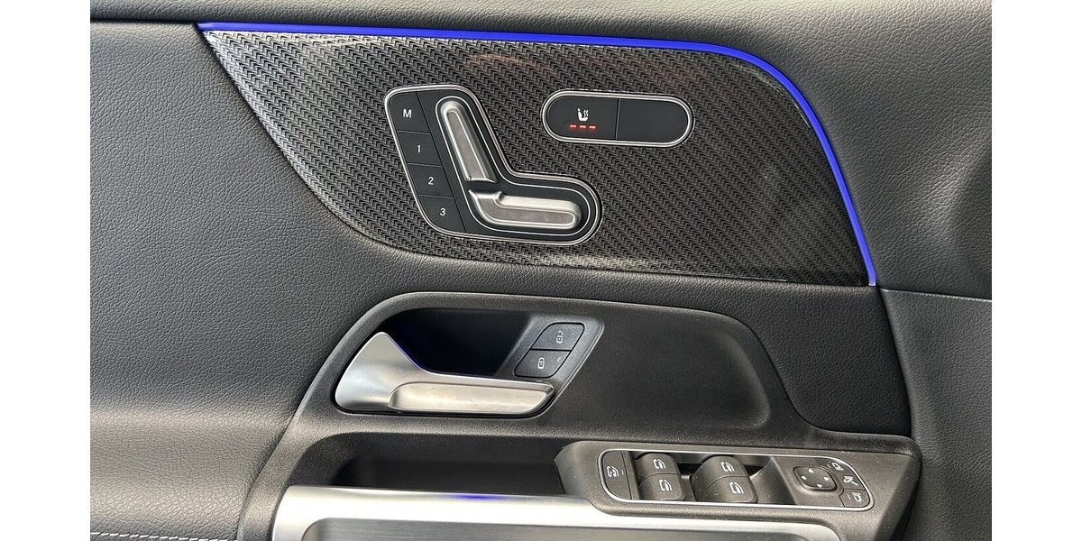 Mercedes-Benz GLB 250 4M AMG PREMIUM DISTRONIC-MEMORY-360-19´´ 5.392 km 47.599 &euro; Groß-Umstadt 64823