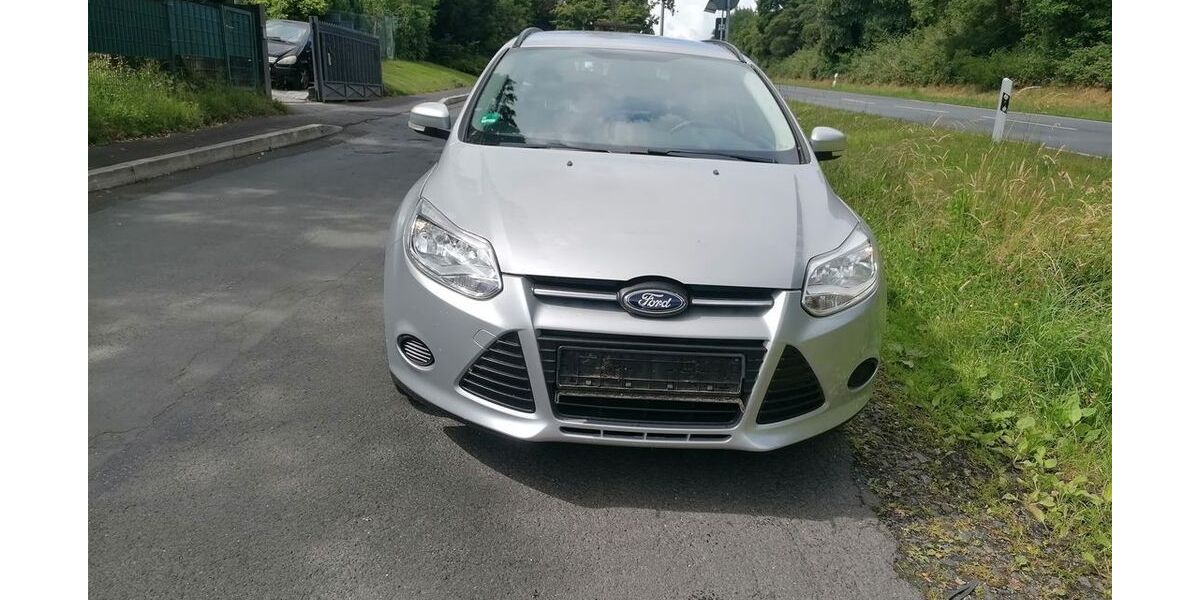 Ford Focus 60.000 km 5.300 &euro; friedrichsdorf 61381