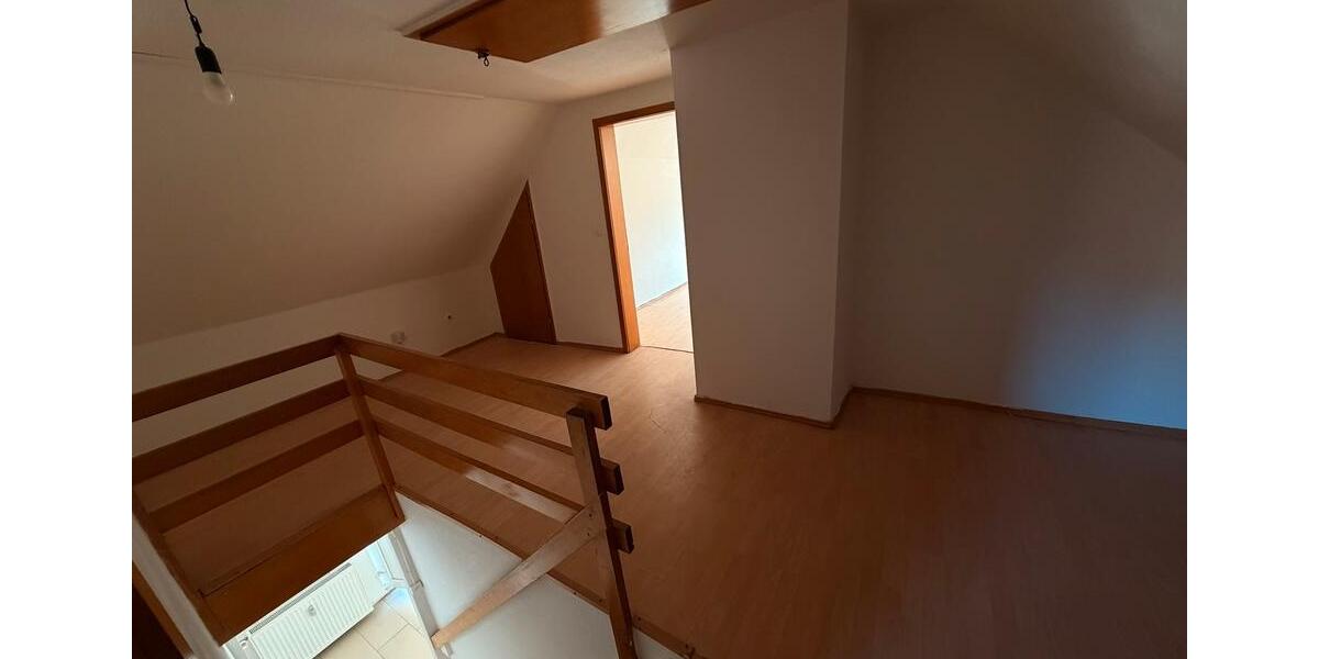 Etagenwohnung Freigericht - 3 Zimmer, 90 m&sup2;, 1.150&euro; | Angebot:26020961