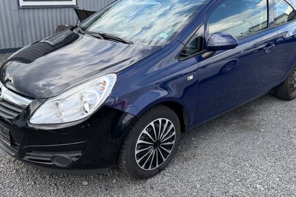 Opel Corsa 70.000 km 1.800 &euro; Nidderau 61130