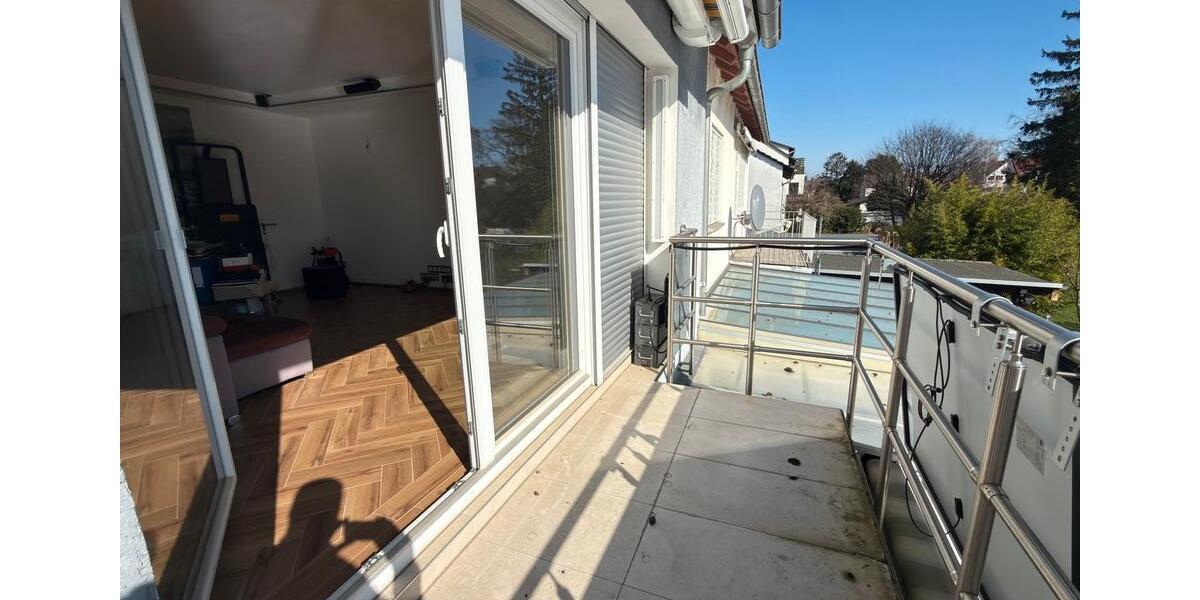 Etagenwohnung Frankfurt am Main Rödelheim - 3 Zimmer, 82 m&sup2;, 1.400&euro; | Angebot:25368735