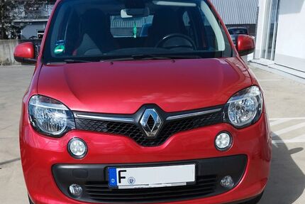 Renault Twingo 84.700 km 9.200 &euro; Frankfurt 60433