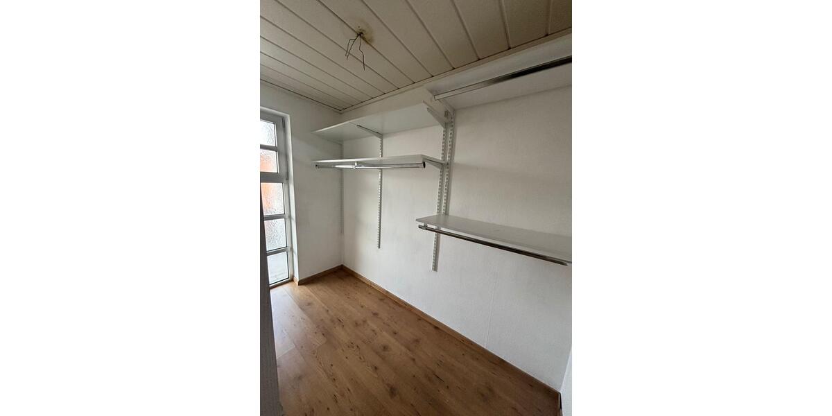 Mehrfamilienhaus, Wohnhaus Freigericht - 8 Zimmer, 228 m&sup2;, 595.000&euro; | Angebot:25189601