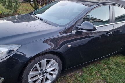Opel Insignia 128.000 km 8.800 &euro; Erlensee 63526