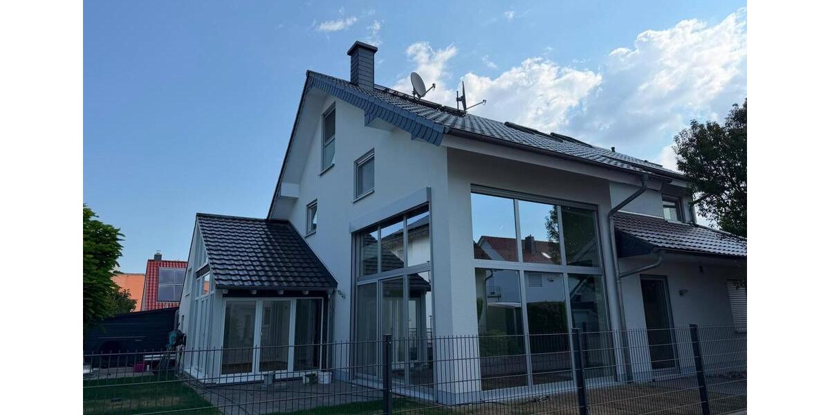 Einfamilienhaus Nidderau - 6 Zimmer, 240 m&sup2;, 780.000&euro; | Angebot:27091273