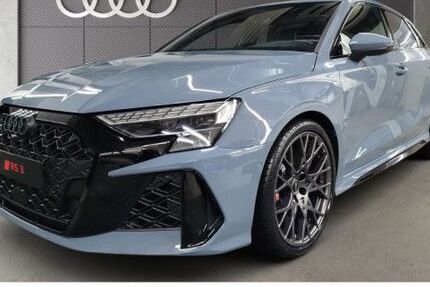Audi RS3 9.900 km 65.680 &euro; Frankfurt am Main 60314