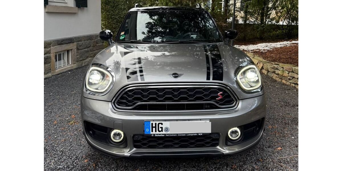 Mini Cooper SD Countryman 69.900 km 26.900 &euro; Kronberg im Taunus 61476