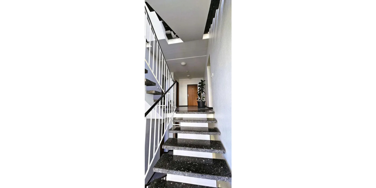 Etagenwohnung Bad Homburg vor der Höhe Gonzenheim - 2.5 Zimmer, 67 m&sup2;, 1.140&euro; | Angebot:25568228