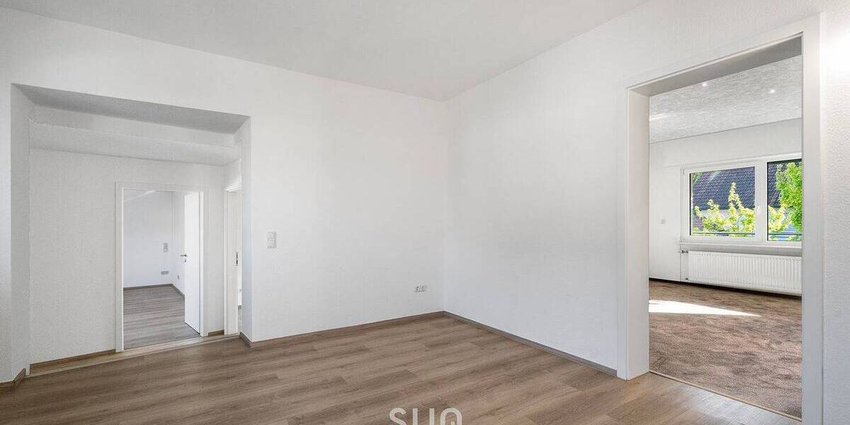 Einfamilienhaus Bad Homburg vor der Höhe Ober-Erlenbach - 9 Zimmer, 280 m&sup2;, 2.800&euro; | Angebot:26451892