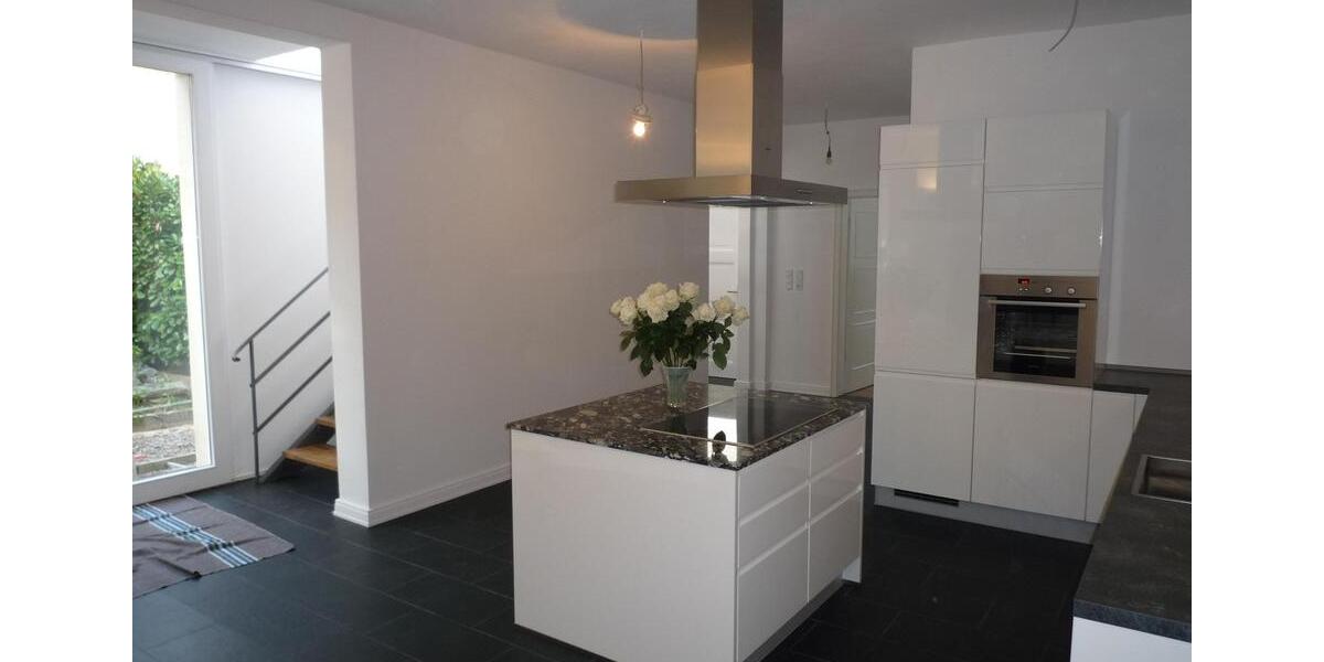 Einfamilienhaus Bad Soden am Taunus - 4 Zimmer, 150 m&sup2;, 3.500&euro; | Angebot:26629209