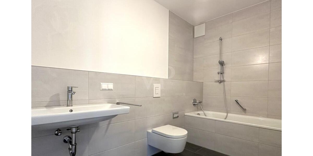 Etagenwohnung Kronberg im Taunus - 3 Zimmer, 103 m&sup2;, 2.100&euro; | Angebot:25591325