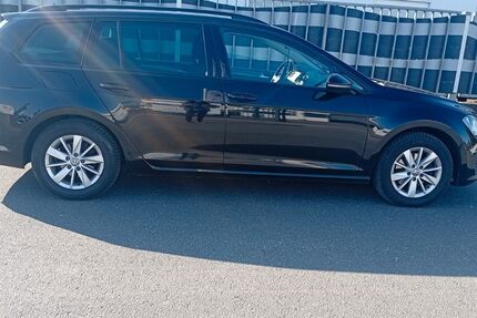 VW Golf 324.000 km 4.950 &euro; Hanau 63452