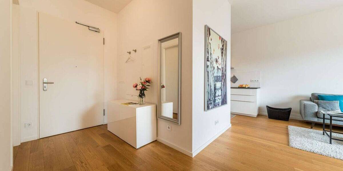 Etagenwohnung Frankfurt am Main Bahnhofsviertel - 2 Zimmer, 65 m&sup2;, 2.290&euro; | Angebot:26064210