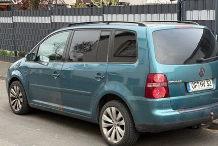 VW Touran 313.000 km 2.200 &euro; Offenbach am Main 63071