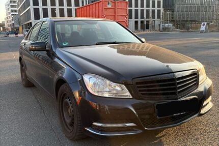 Mercedes-Benz C 180 250.000 km 4.000 &euro; Frankfurt am main 60486
