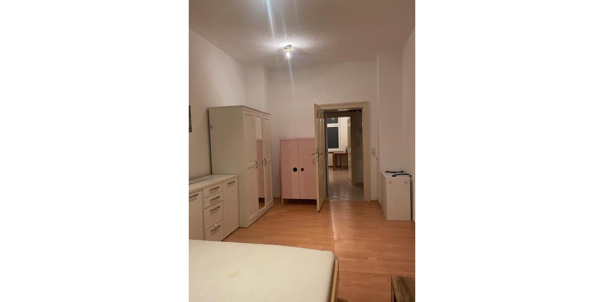Etagenwohnung Frankfurt am Main Bockenheim - 1 Zimmer, 45 m&sup2;, 950&euro; | Angebot:24813650