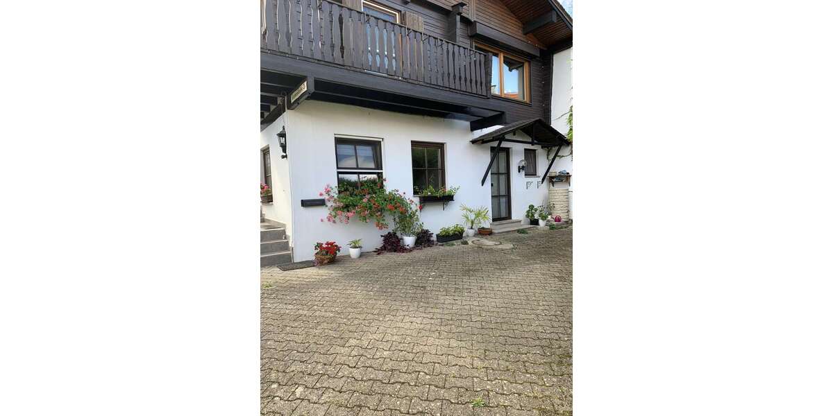 Zimmer Eschborn - 2 Zimmer, 1.050&euro; | Angebot:26047919