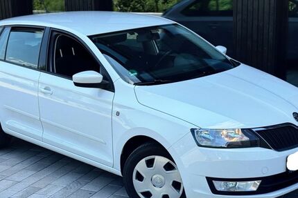 Skoda Rapid 179.051 km 3.990 &euro; friedberg 61169