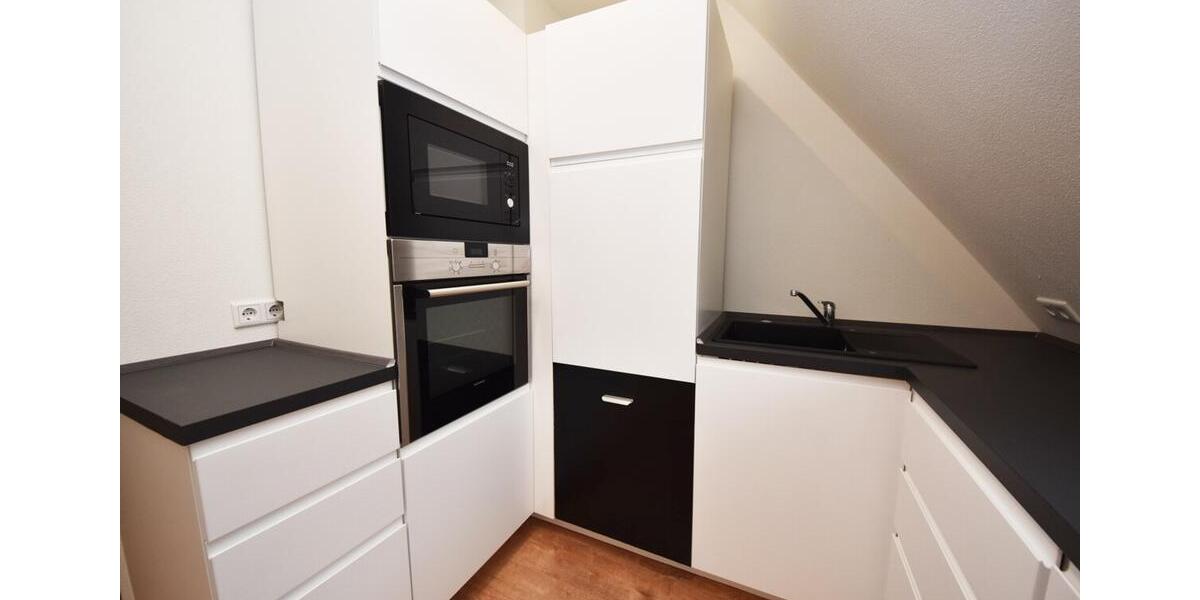 Dachgeschoßwohnung Großostheim - 4 Zimmer, 90 m&sup2;, 880&euro; | Angebot:25752512