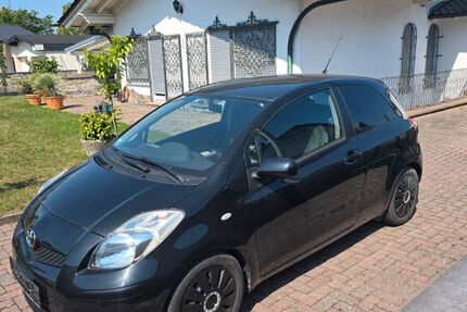 Toyota Yaris 90.500 km 4.200 &euro; kleinostheim 63801