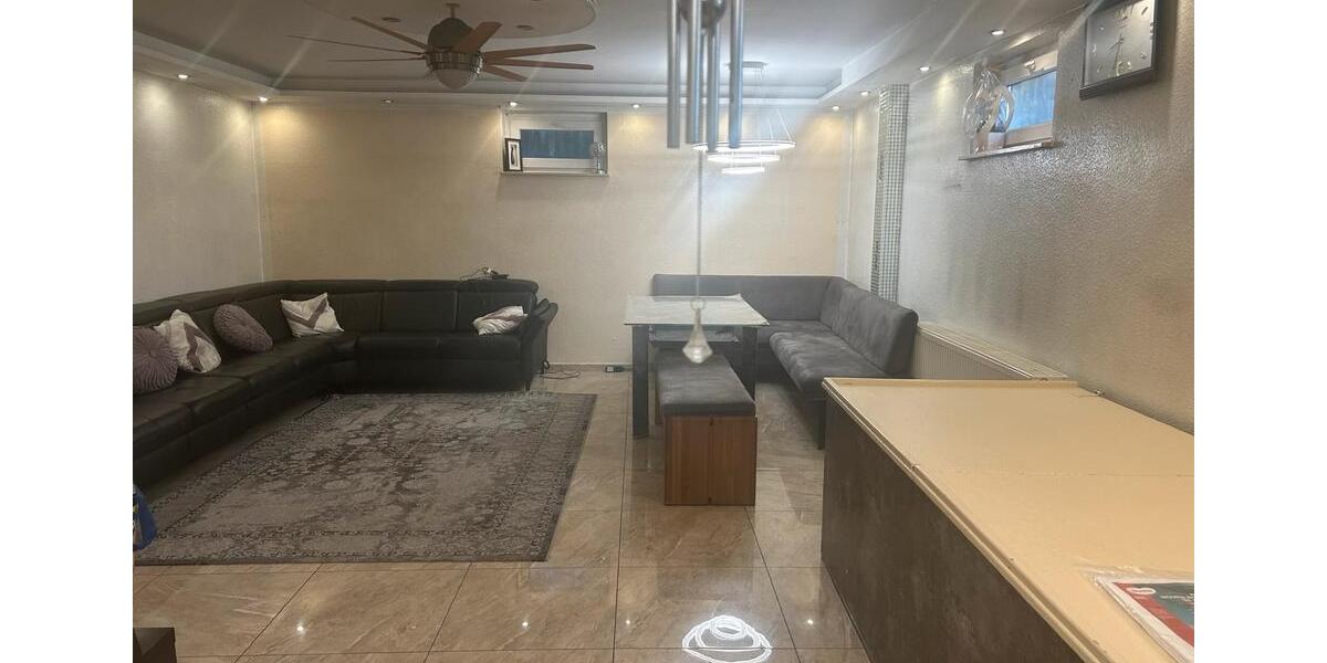 Etagenwohnung Kelsterbach - 2 Zimmer, 85 m&sup2;, 1.200&euro; | Angebot:27630733
