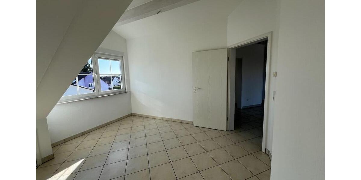Dachgeschoßwohnung Eppertshausen - 2 Zimmer, 60 m&sup2;, 690&euro; | Angebot:26384614