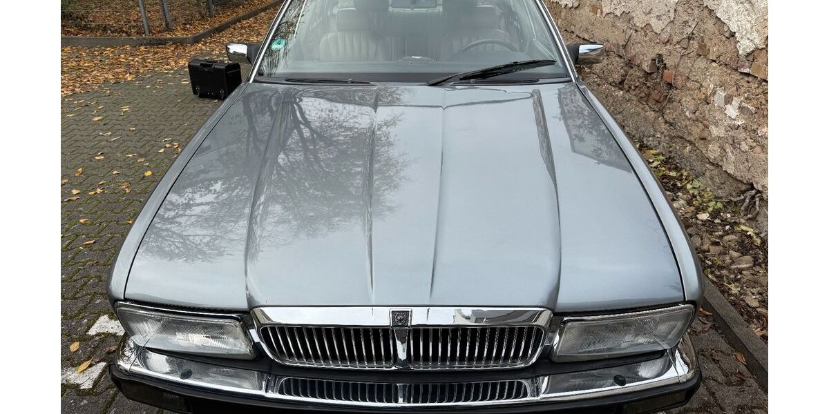 Jaguar XJ40 110.000 km 7.999 &euro; Hanau 63452