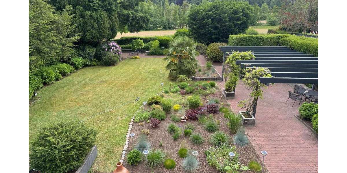 Einfamilienhaus Oberursel - 6 Zimmer, 304 m&sup2;, 3.890.000&euro; | Angebot:23365837