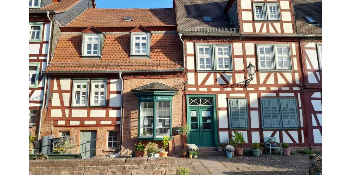 Einfamilienhaus Büdingen - 8 Zimmer, 174 m&sup2;, 375.000&euro; | Angebot:25960346