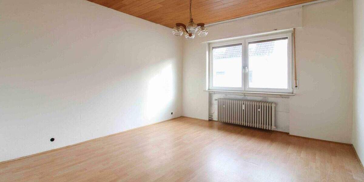 Einfamilienhaus Hanau Großauheim - 6 Zimmer, 289.000&euro; | Angebot:25715899