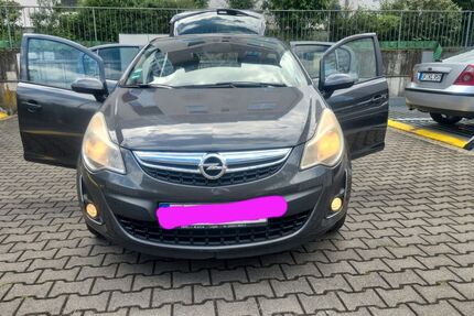 Opel Corsa 120.995 km 3.850 &euro; Neu-isenburg 63263