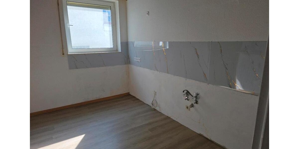 Erdgeschoßwohnung Hasselroth - 3 Zimmer, 114 m&sup2;, 1.000&euro; | Angebot:25823205