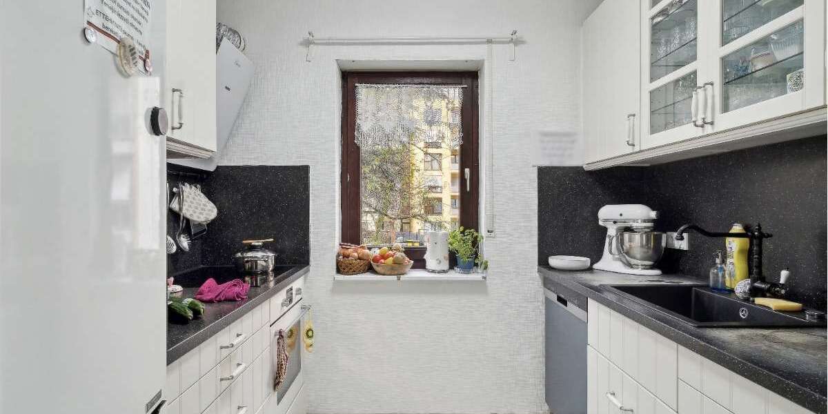 Komfortables Wohnen am Mainufer: 4-Zimmer-Wohnung mit Balkon und Tiefgarage - Etagenwohnung Offenbach am Main | Angebot:25022510