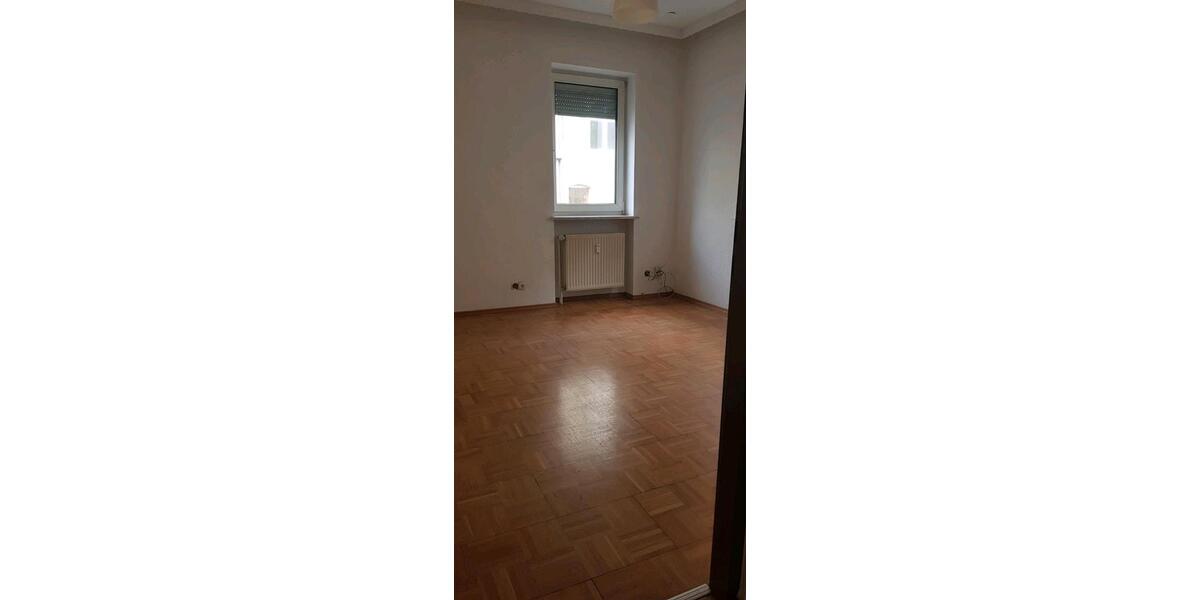 Mehrfamilienhaus, Wohnhaus Frankfurt am Main Bornheim - 17 Zimmer, 385 m&sup2;, 1.740.000&euro; | Angebot:25803837