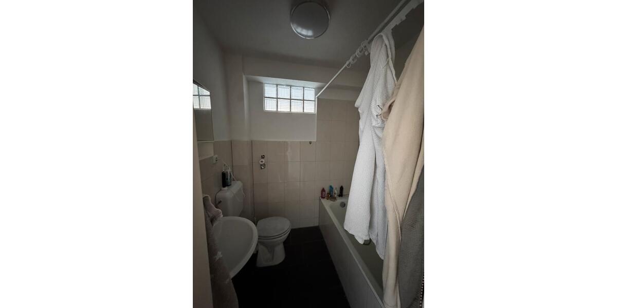 Etagenwohnung Frankfurt am Main Rödelheim - 1 Zimmer, 20 m&sup2;, 680&euro; | Angebot:25993283