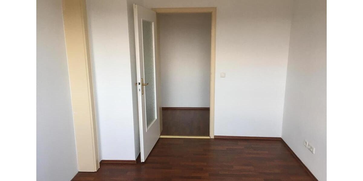 Etagenwohnung Aschaffenburg Damm - 5 Zimmer, 94 m&sup2;, 284.000&euro; | Angebot:25993325