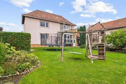 Haus Friedberg (Hessen) - 8 Zimmer, 261 m&sup2;, 919.000&euro; | Angebot:25496291