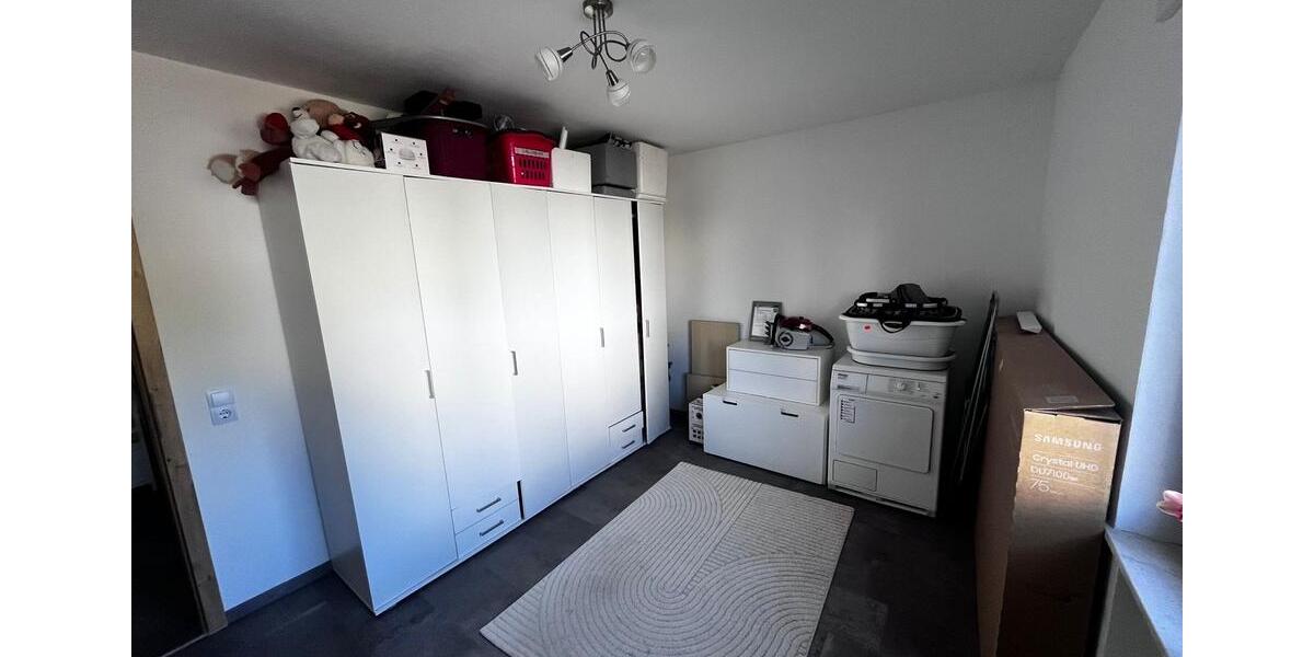 Erdgeschoßwohnung Gründau - 3.5 Zimmer, 87 m&sup2;, 950&euro; | Angebot:26337444