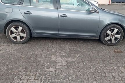 VW Golf 365.000 km 3.050 &euro; Hanau 63452