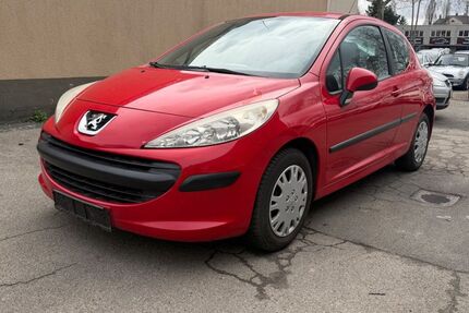 Peugeot 207 149.500 km 1.700 &euro; FRANKFURT 65933