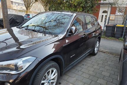 BMW X1 62.000 km 17.500 &euro; Frankfurt am Main 60389