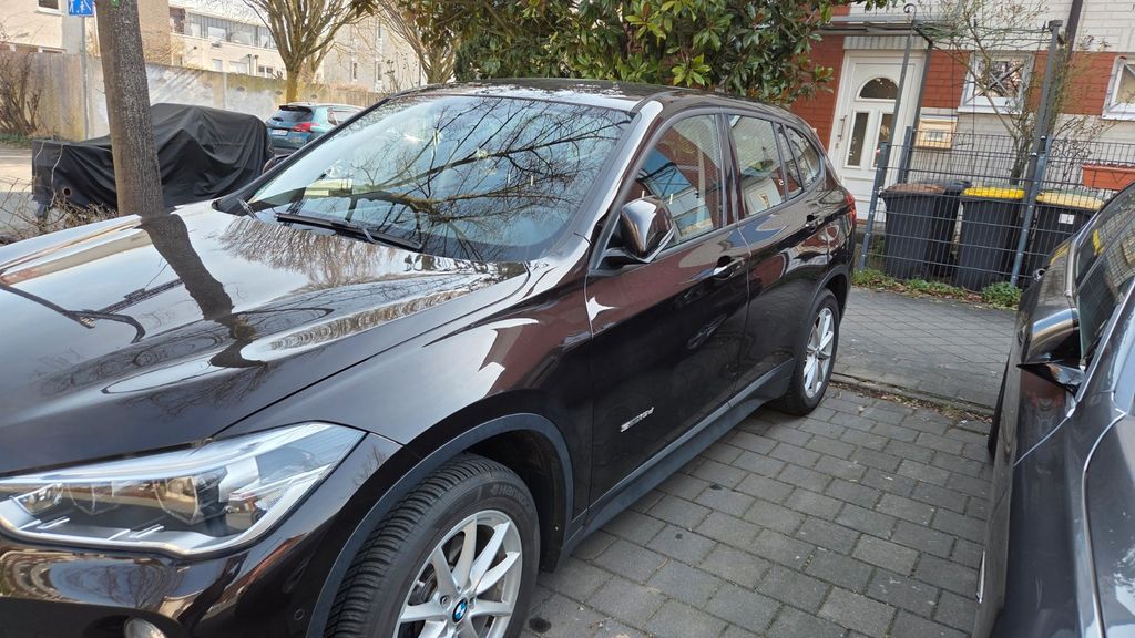 BMW X1 62.000 km 17.500 &euro; Frankfurt am Main 60389