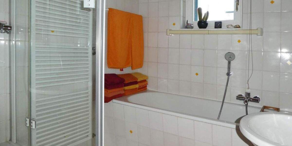 Einfamilienhaus Langenselbold - 6 Zimmer, 141 m&sup2;, 498.000&euro; | Angebot:25777430